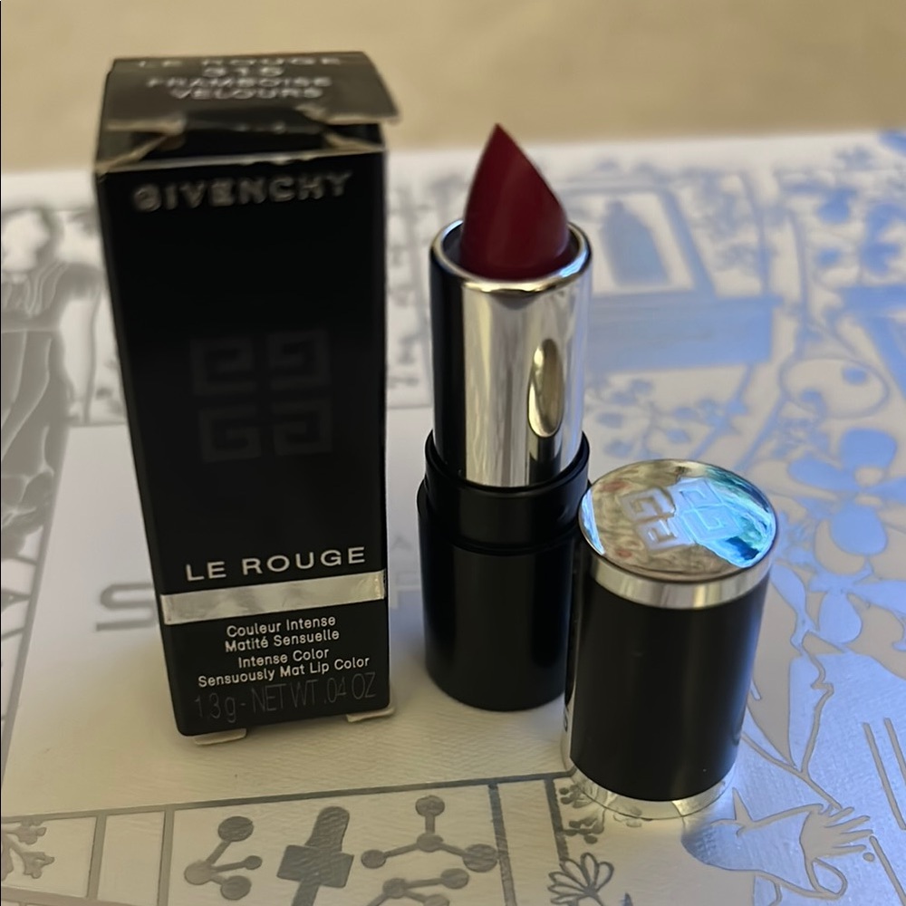 Givenchy Le Rouge Lipstick - Intense Red